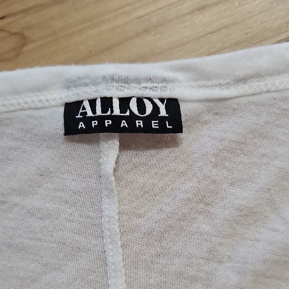 Alloy Apparel White Long Sleeve Women's Tee - Picture 2 of 2